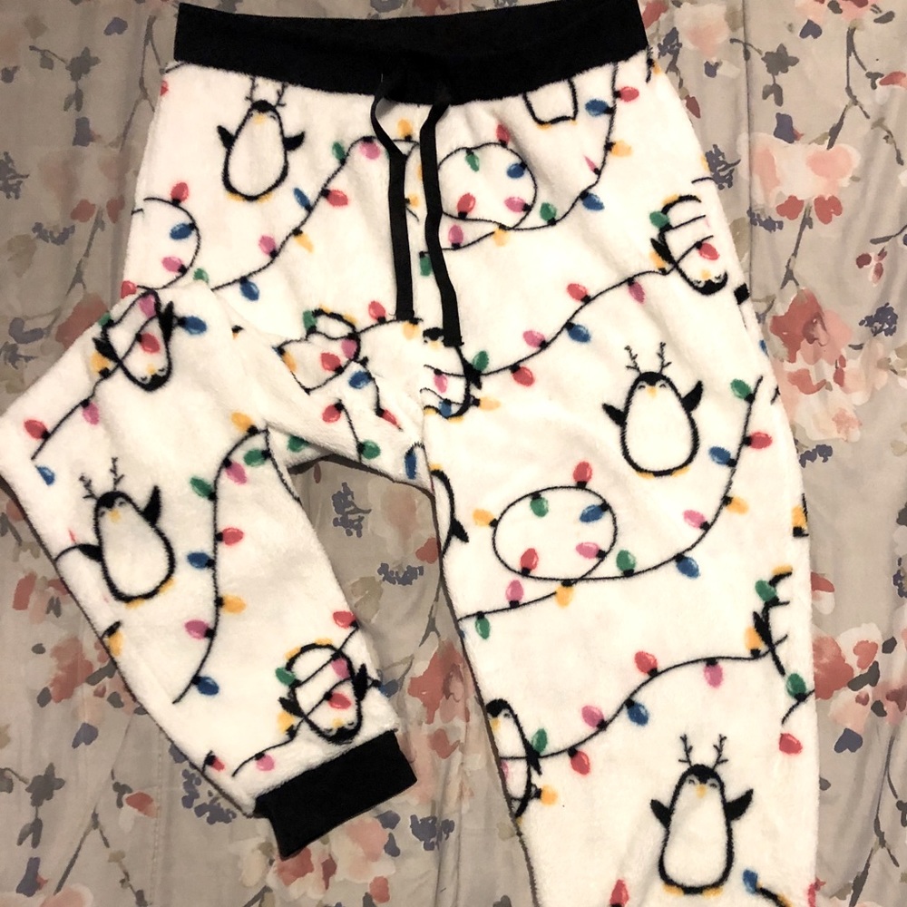 These are penguin pajama pants!